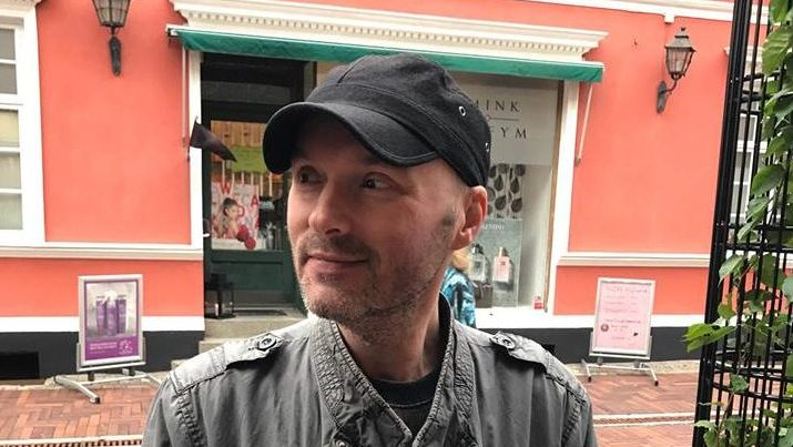 Mikael Ludvigsson, 45 år, bor i Trelleborg – pendlar till Skurup.