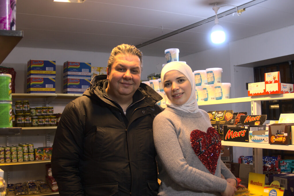 Butiksägaren Noor Hamed och hennes man Anas Chanan