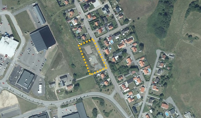 Flygfoto över planområde för bostäder utmed Svaneholmsvägen.